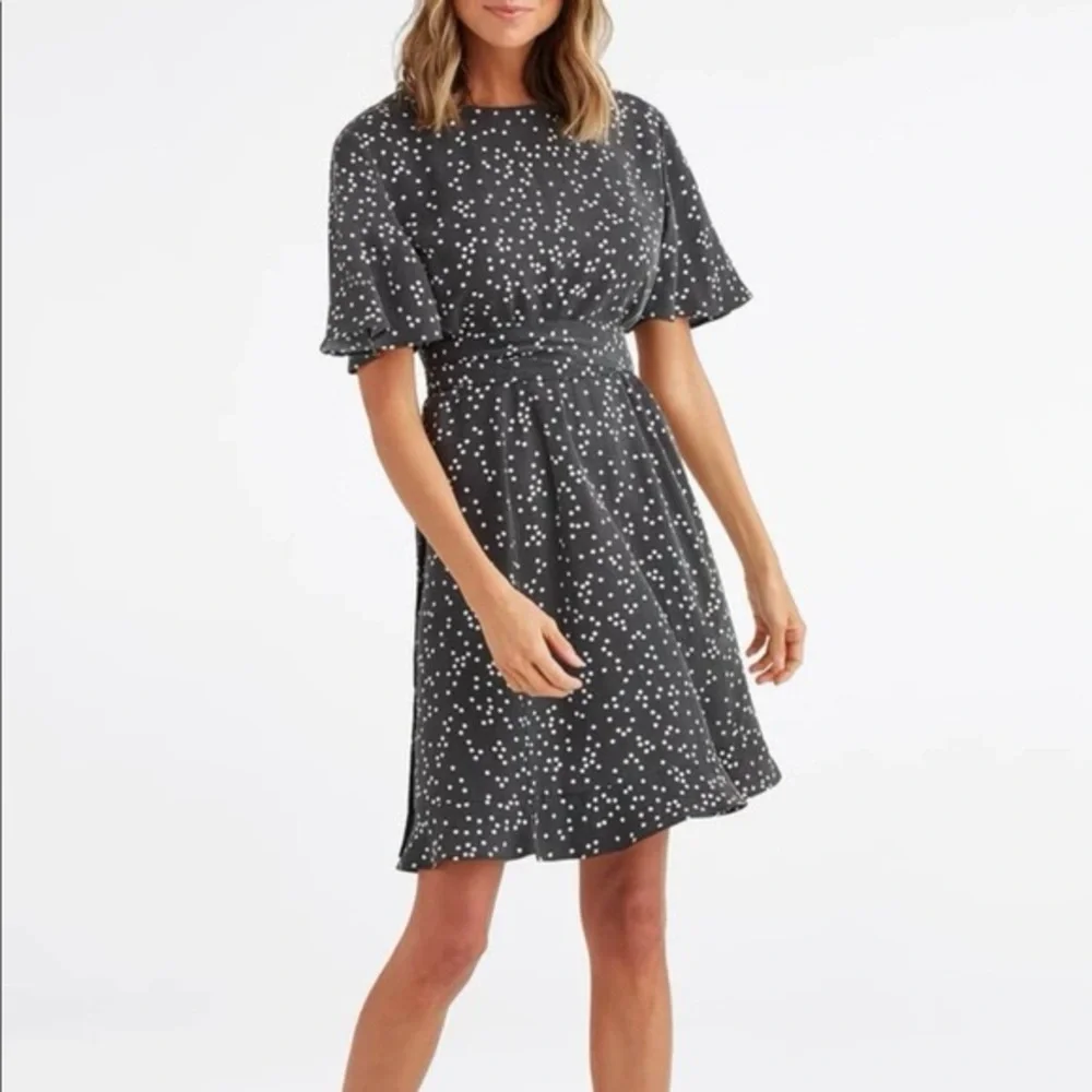 Vetta Convertible Tiered Wrap Dress - Picture 2 of 2